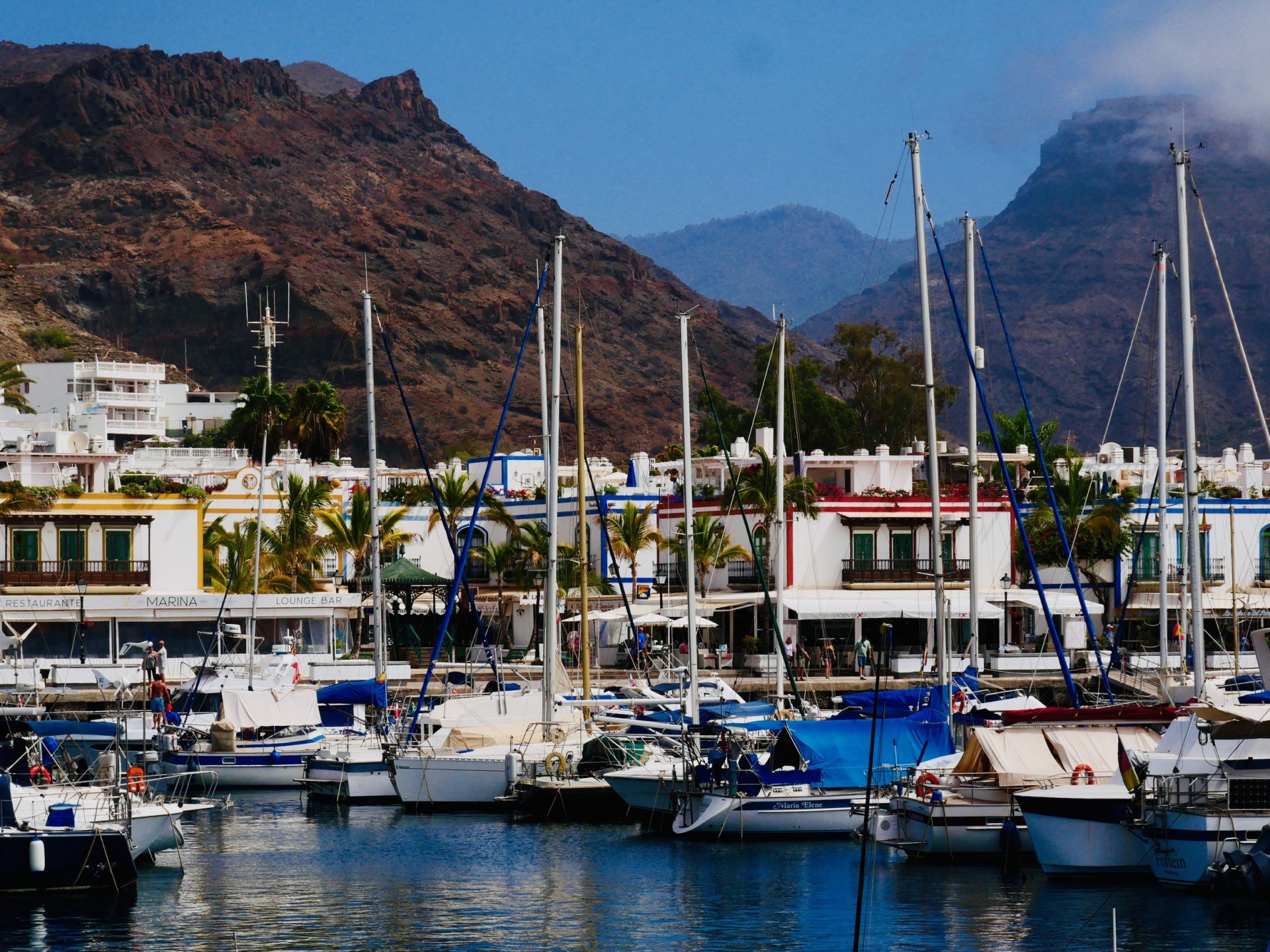 uitzicht haven puerto de mogan