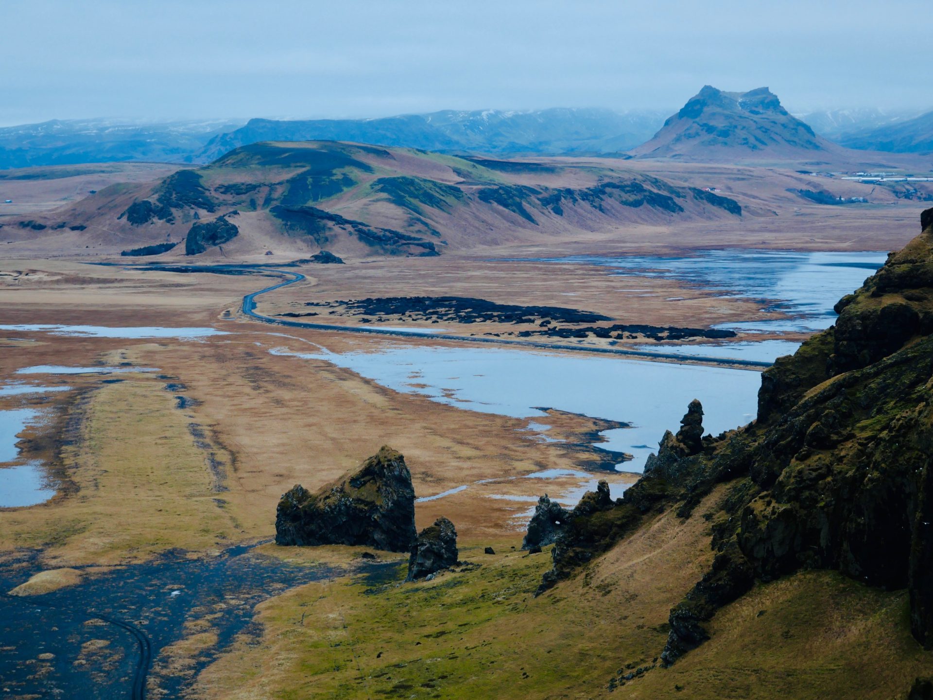 uitzicht landinwaards Dyrhólaey