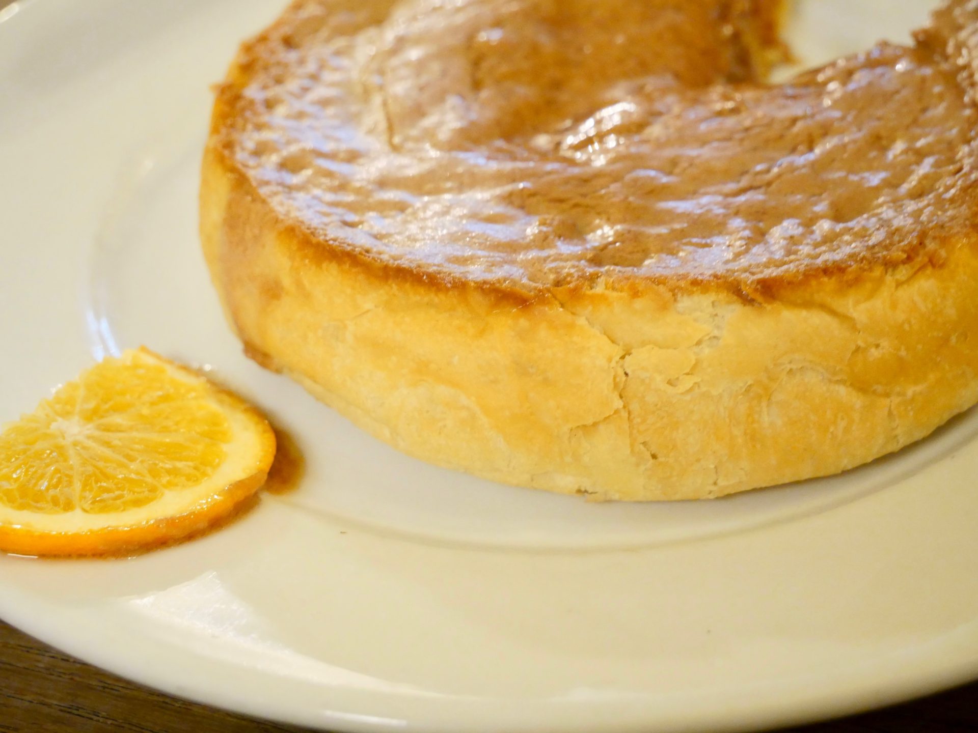 Sally Lunn's bun