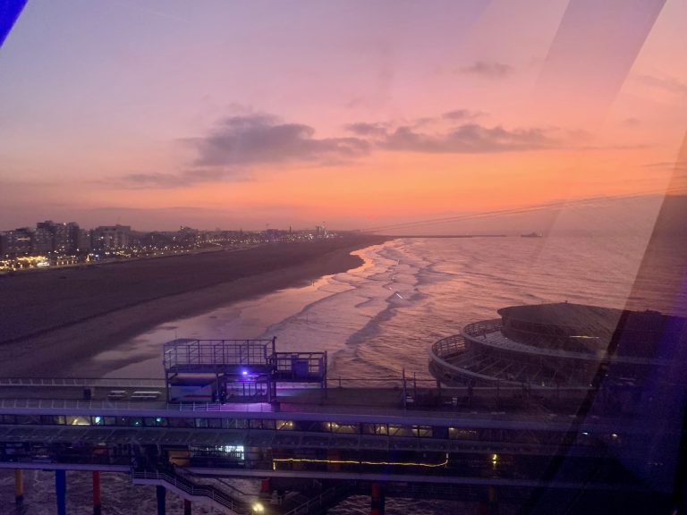 Hoe laat gaat de zon onder in Nederland? | Per seizoen en maand