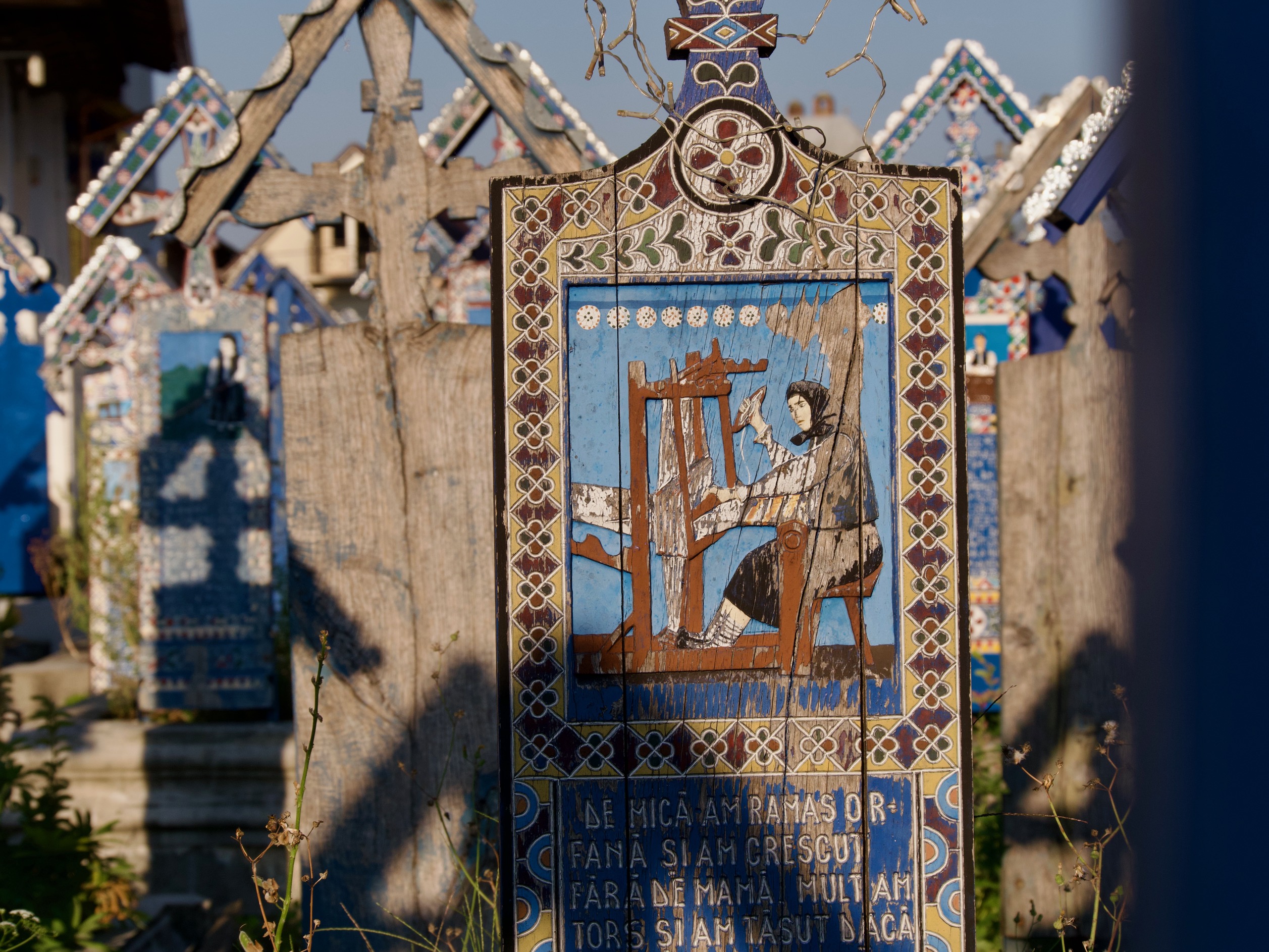 Het graf van een weefster in Roemenië