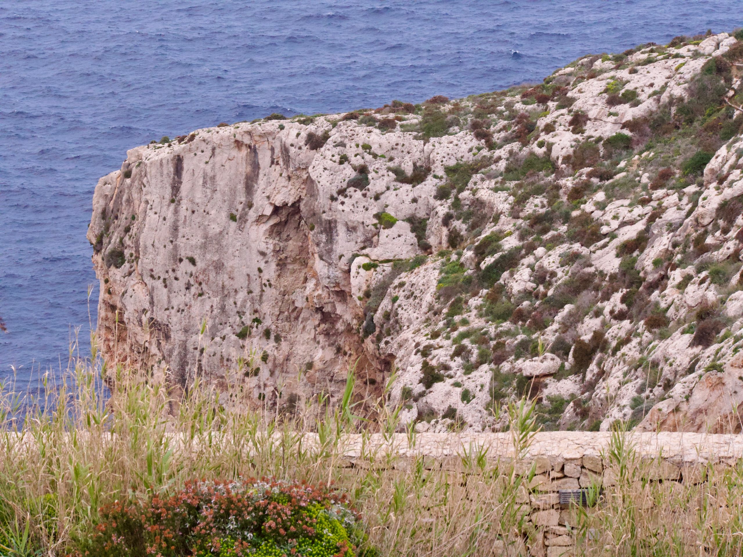 pad bij blue cave malta