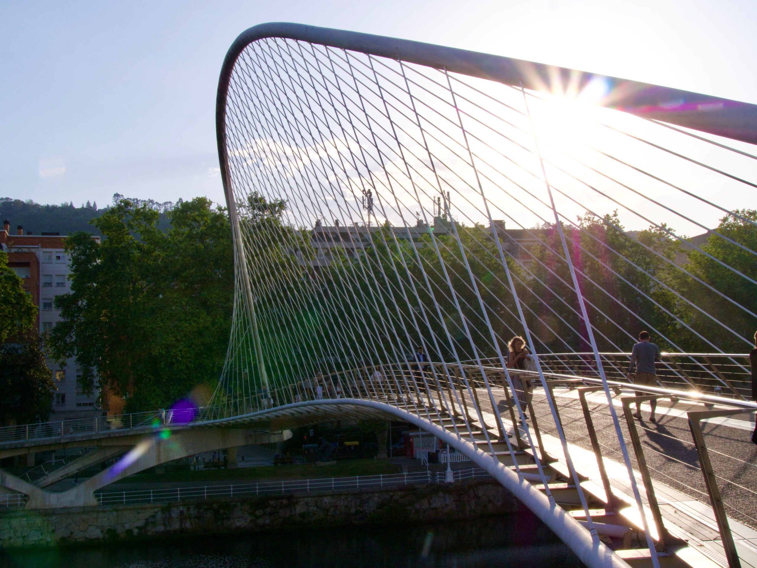 zonsopkomts zubizuri brug