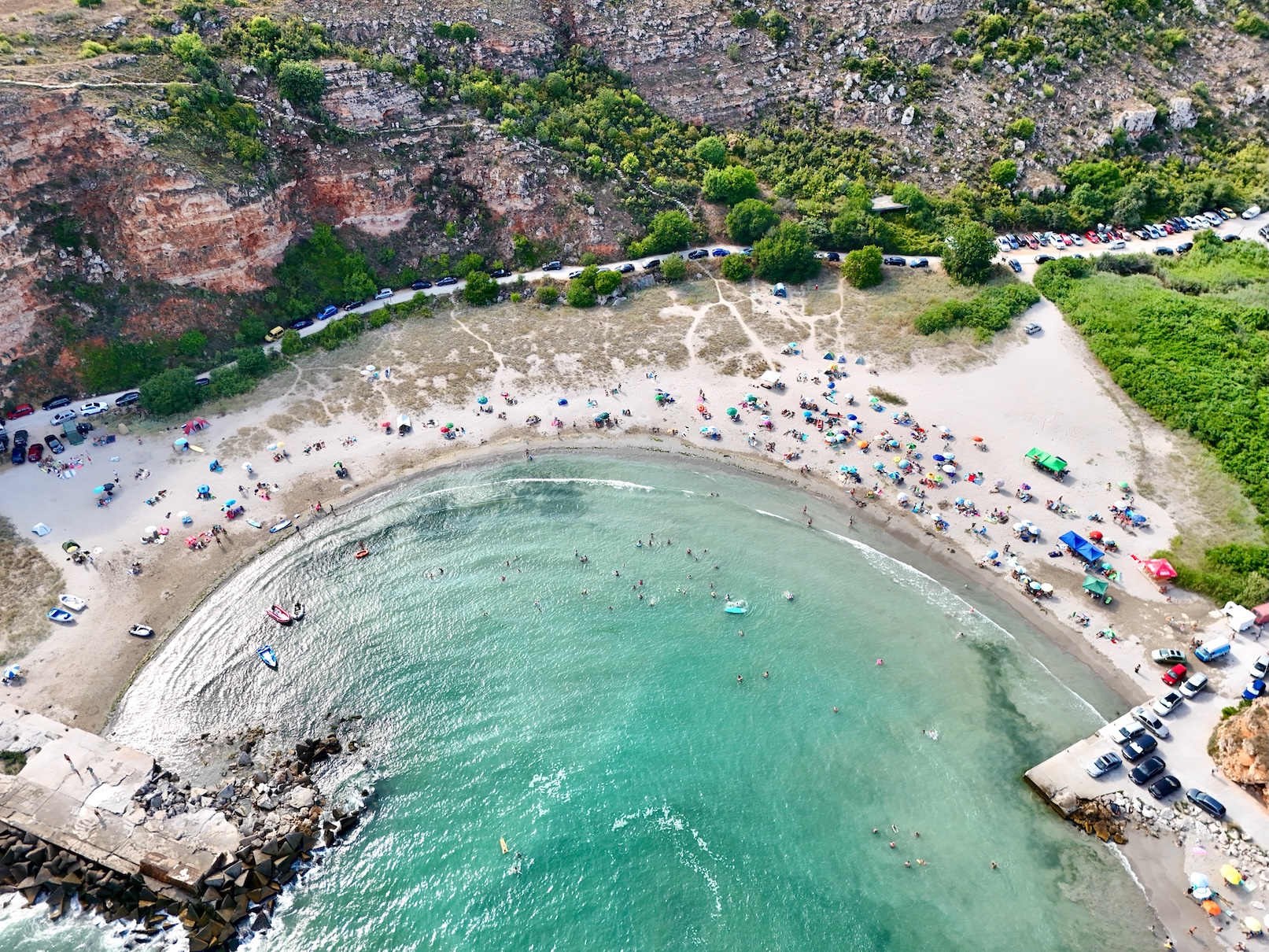Bolata Beach vanuit de lucht