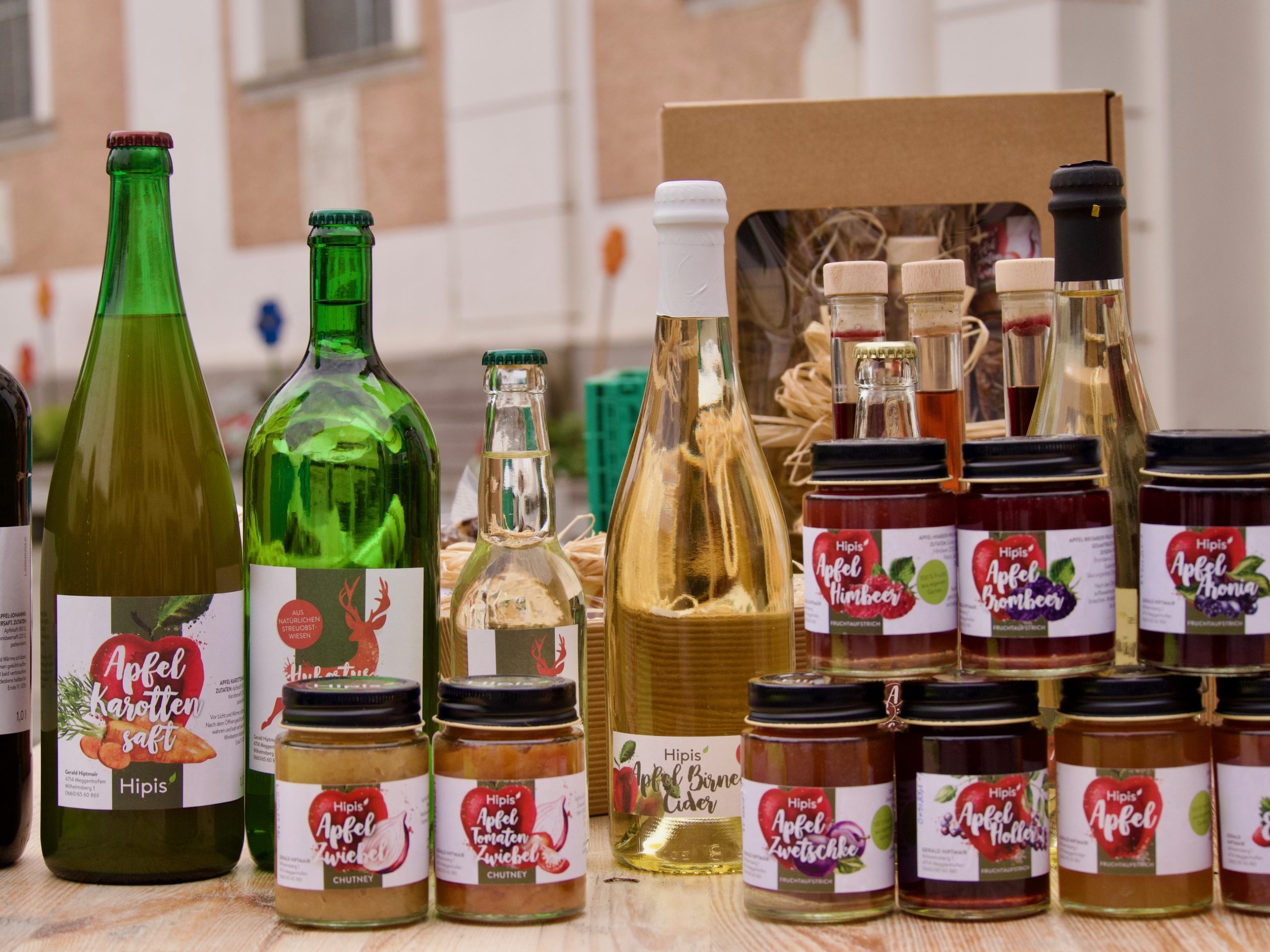 Cider en andere appelproducten op de boerenmarkt in Grieskrichen