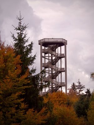 De uitzichttoren Luisenhohe in Haag am Hausruck