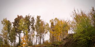 Bezoek aan Sedan: het grootste kasteel van Europa Het kasteel van Sedan in de Franse Ardennen