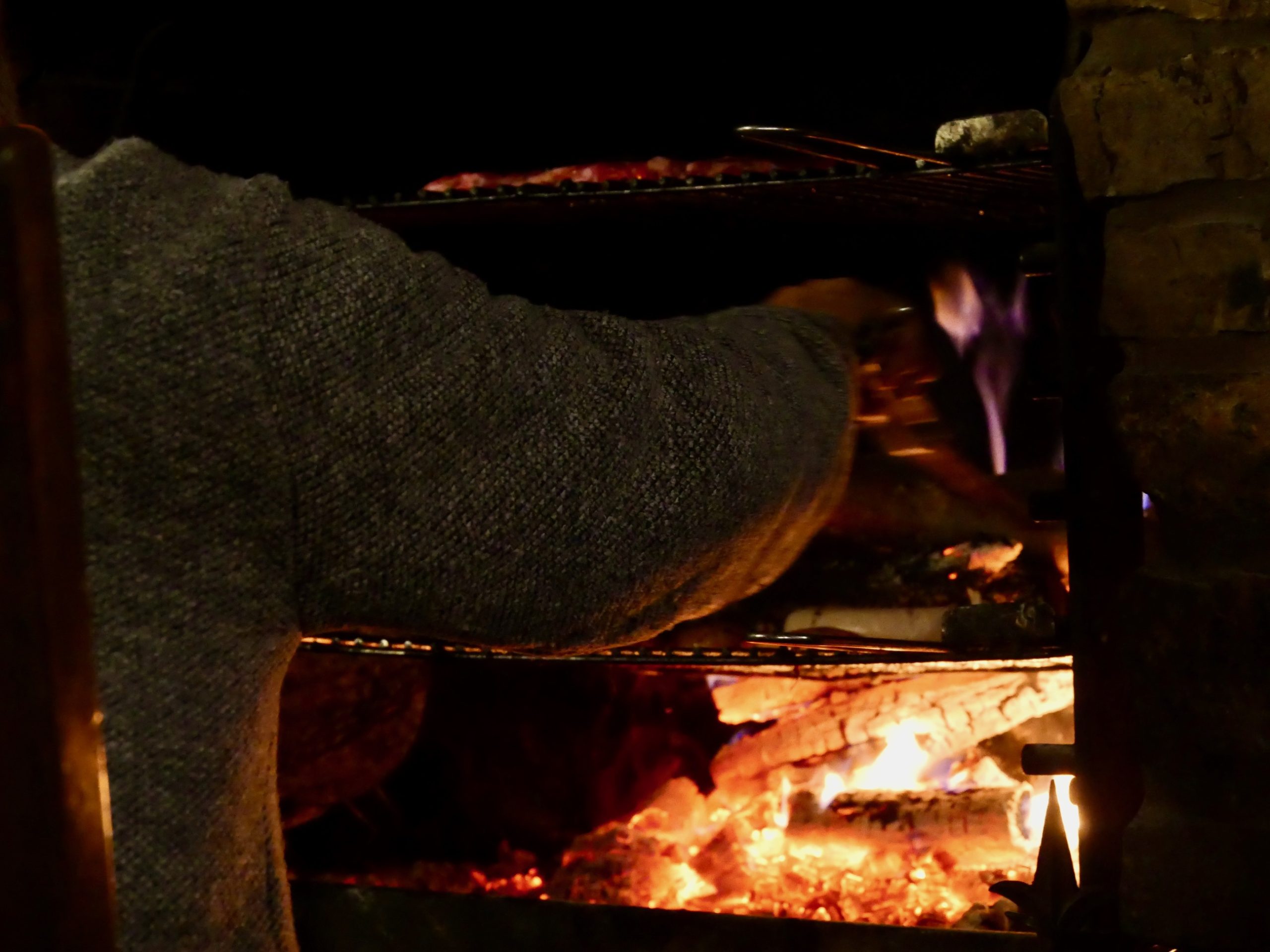 Restaurant Le Médiéval in Hierges met haardvuur en lokale gerechten