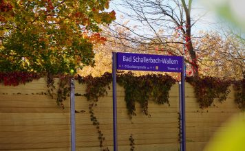 Mijn ervaring met de nachttrein naar Oostenrijk: tips, foto’s & review Aankomst van de Nightjet nachttrein in Bad Schallerbach, Oostenrijk