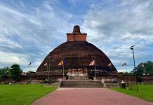 Wat te doen in Anuradhapura, Sri Lanka: een reisgids vol historie en spiritualiteit Overzicht van de heilige stad in Anuradhapura