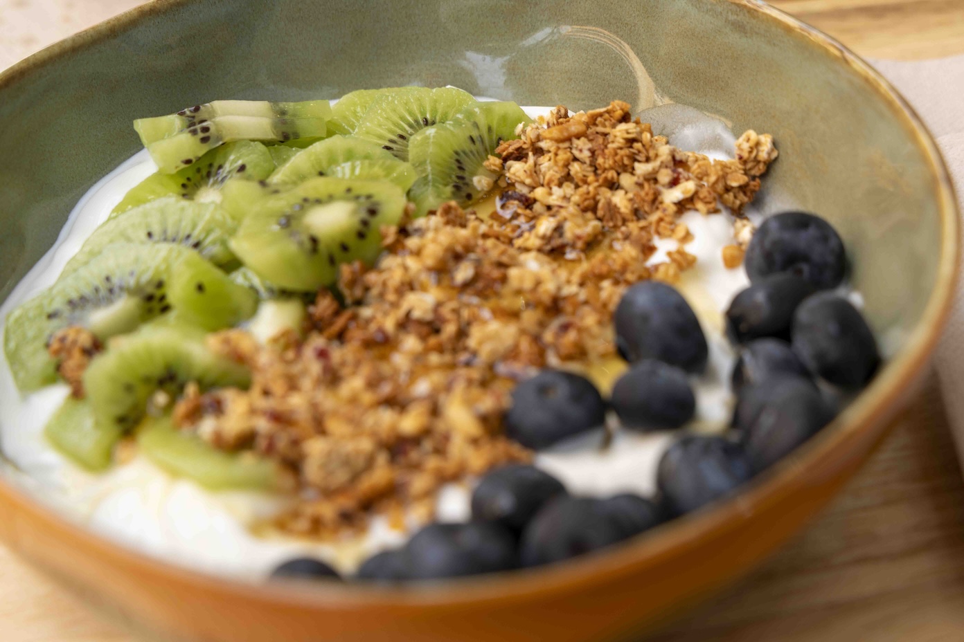 Yoghurt ontbijt bij Cafe Verde in Cartagena
