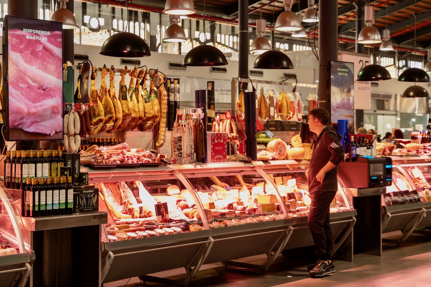 Mercado Central de Almeria binnenin