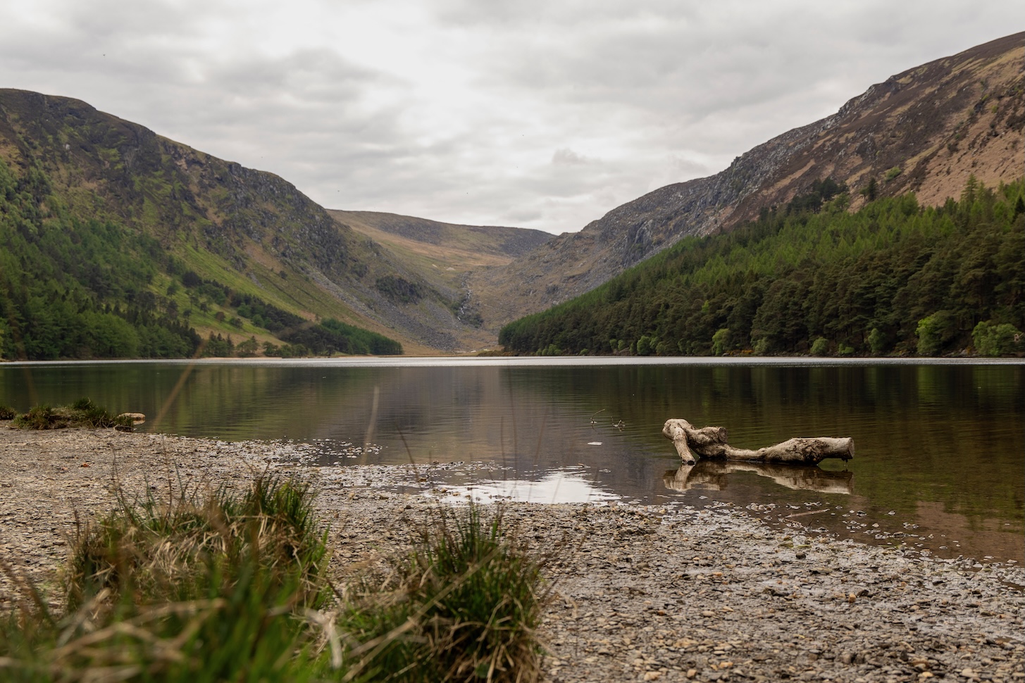 Uitzicht op het Upper Lake in Glendalough