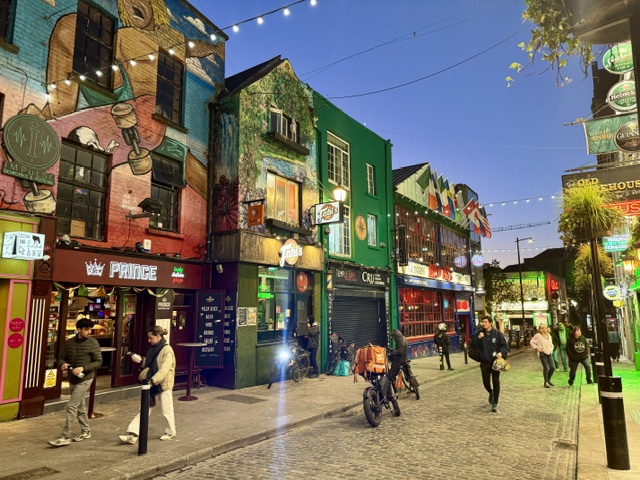 Temple bar street Dublin