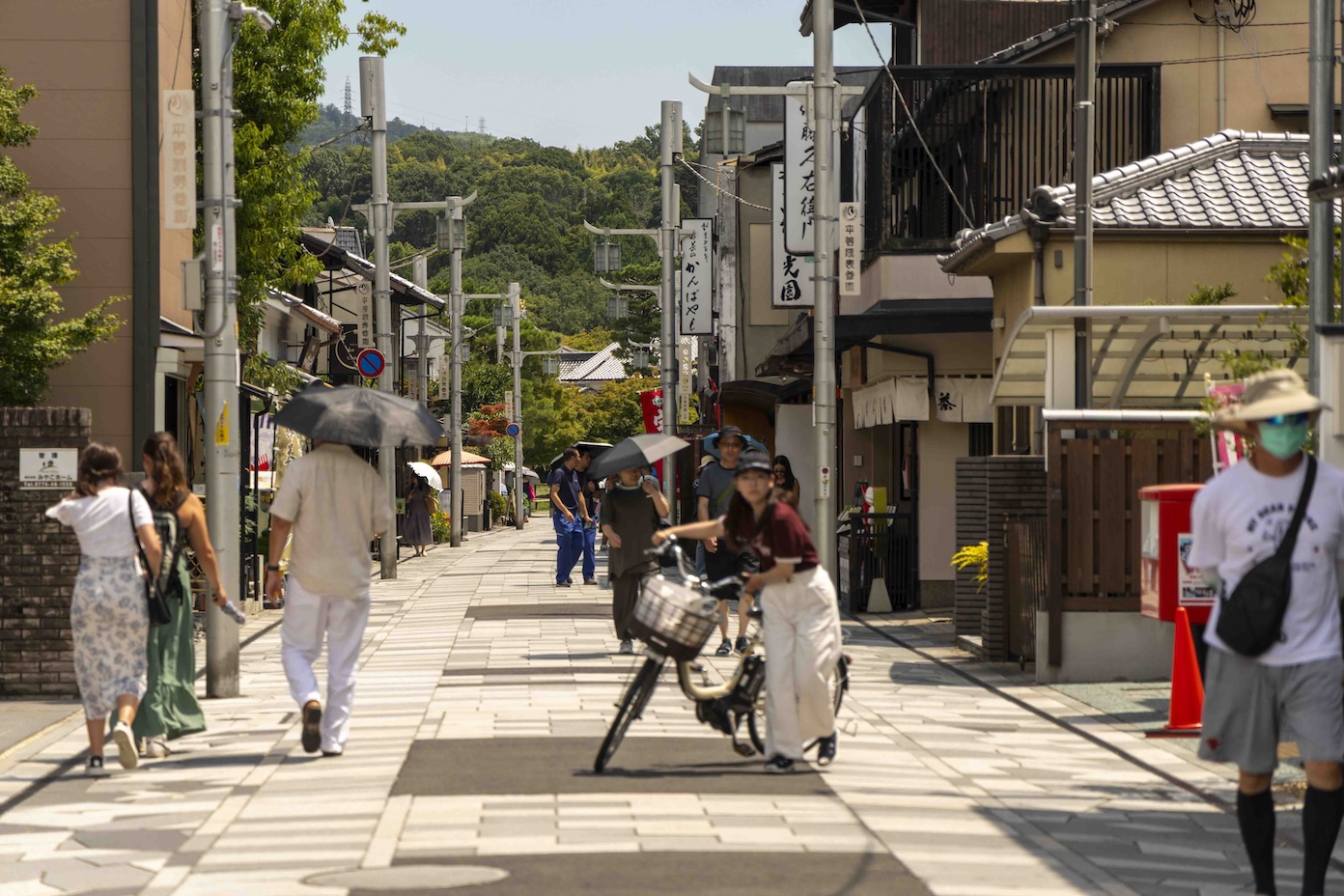 Hoofdstraat in Uji centrum Japan