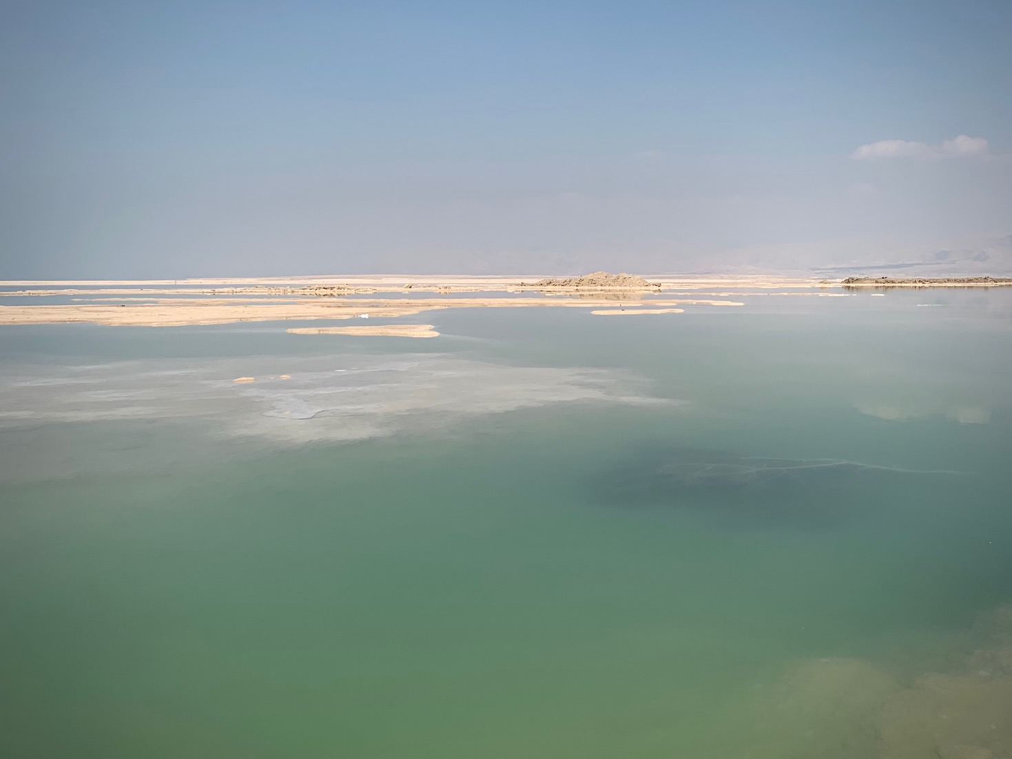 Zicht op de Dode Zee bij Ein Bokek
